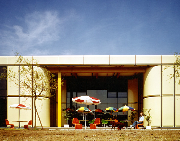 Herman Miller building at Lockbrook